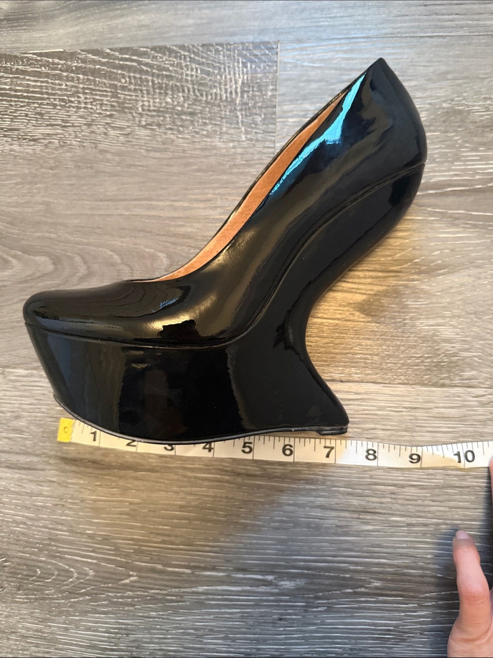 Aldo Black Patent Sculptural Wedge Pumps - Picture 10 of 12